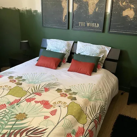 Вилла Ensoleillee A Avec Piscine Privee