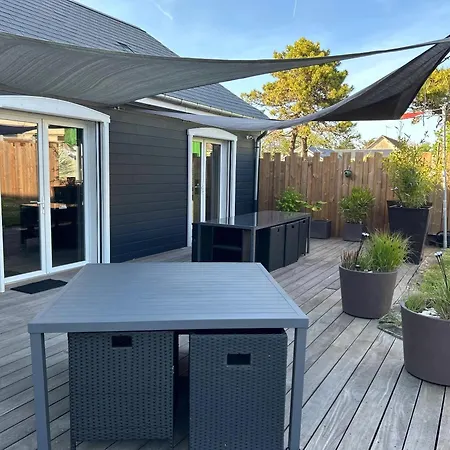 Вилла Ensoleillee A Avec Piscine Privee *