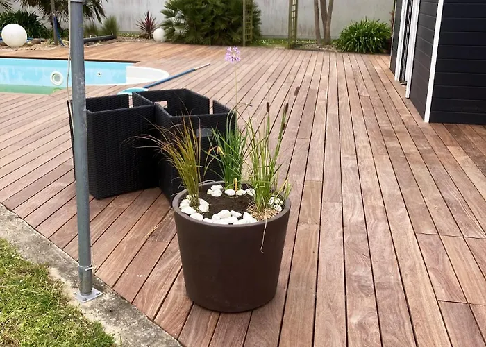 Ensoleillee A Avec Piscine Privee *